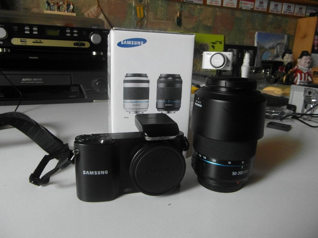 Samsung NX1100 plus 50-250mm III F4-5.6 objectief, Ophalen of Verzenden, Zo goed als nieuw, Samsung, 8 keer of meer