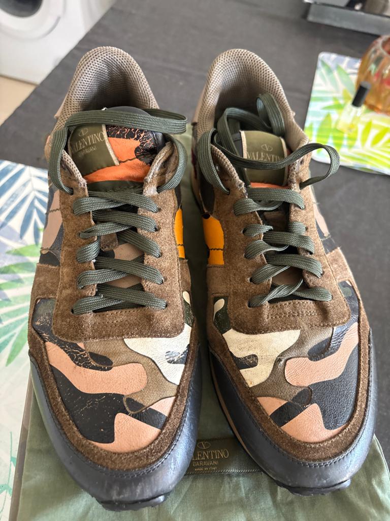 Valentino Garavani Rockrunner Camouflage Sneakers Maat 42, Ophalen of Verzenden, Gedragen, Overige kleuren, Sneakers of Gympen