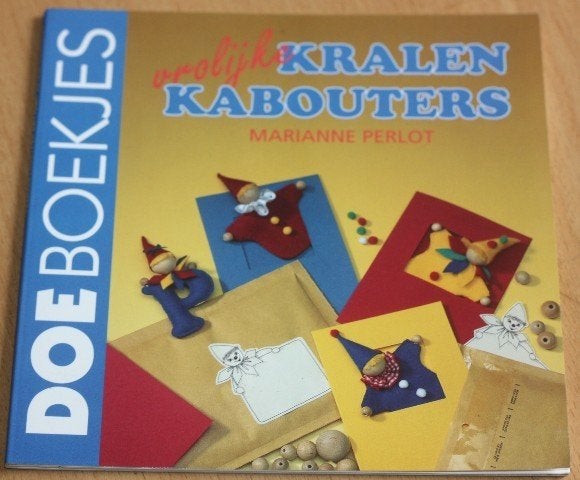 Vrolijke kralenkabouters - Perlot - doe0767, Ophalen of Verzenden, Zo goed als nieuw, Poppen maken, Geschikt voor kinderen