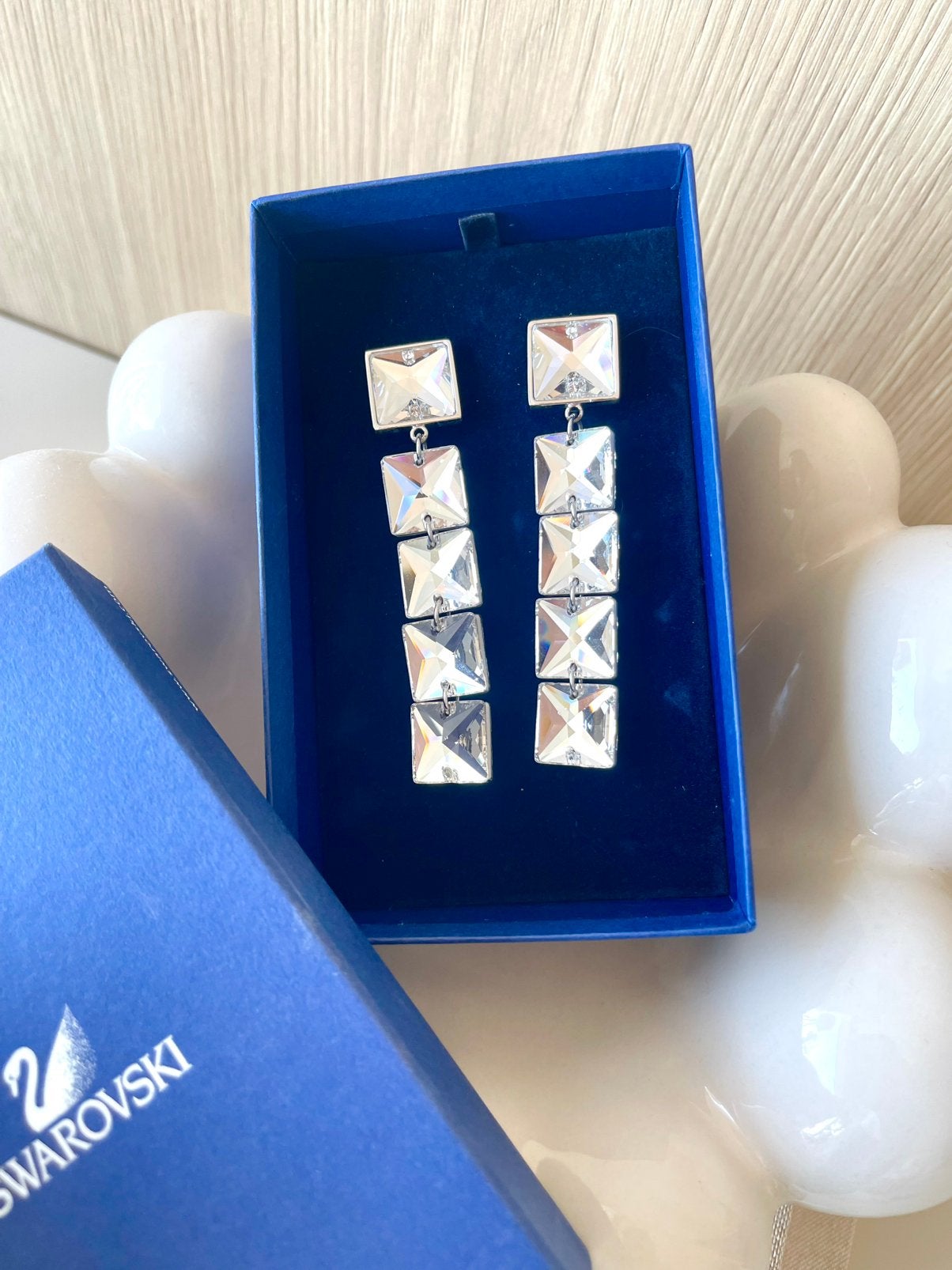 Swarovski clip oorbel glam, Verzamelen, Ophalen, Nieuw, Sieraad of Horloge