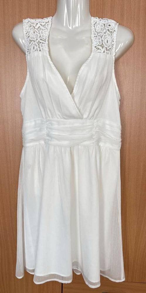 Vero Moda wit jurkje maat M [DM], Kleding | Dames, Jurken, Wit, Maat 42/44 (L), Ophalen of Verzenden, Zo goed als nieuw