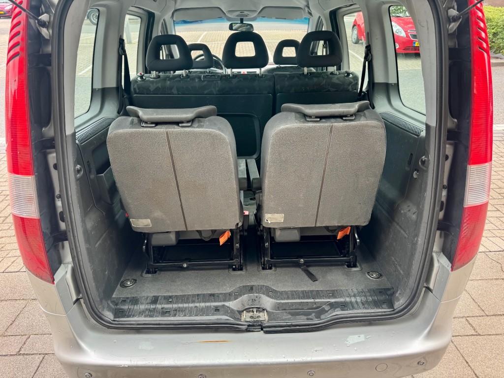 Mercedes-benz VANEO 1.6 Family 7PERS AIRCO LMV NETTE AUTO RI, Auto's, Mercedes-Benz, Parkeersensor, Gebruikt, 4 cilinders, 7 stoelen