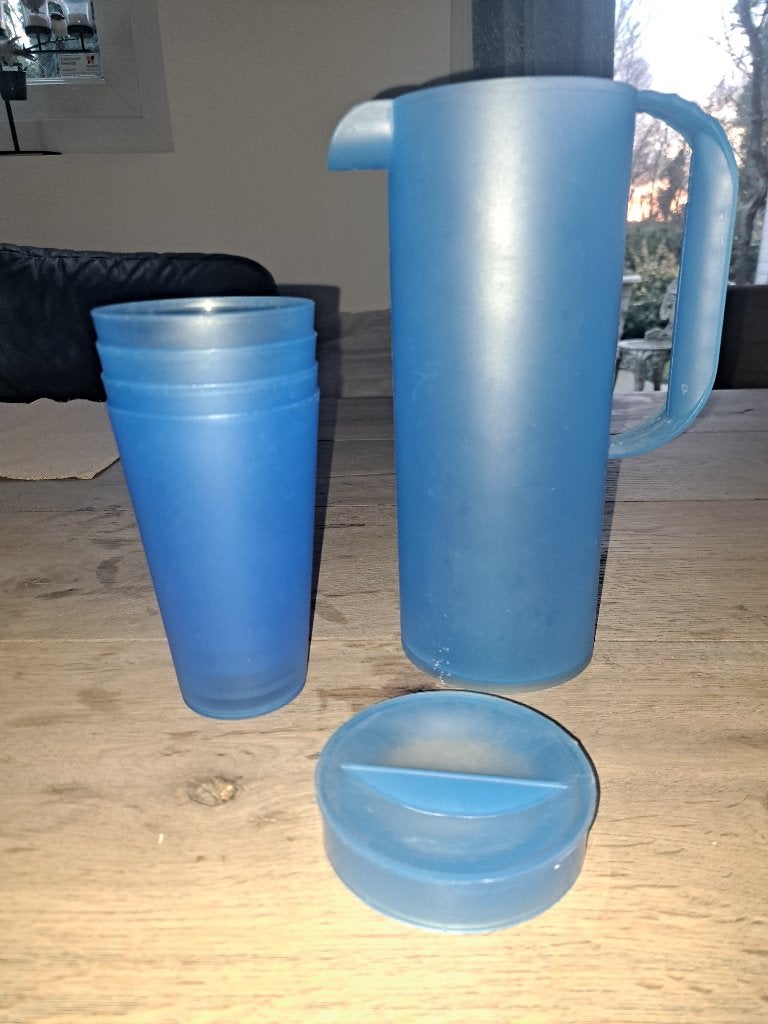 Plastic sapkan met 4 bekers, Kunststof, Ophalen of Verzenden, Zo goed als nieuw, Overige typen
