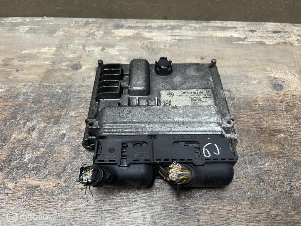 Computer motormanagement cfw Seat Ibiza 6J 1.2 TDI ('08-17), Gebruikt, Ophalen of Verzenden, Seat