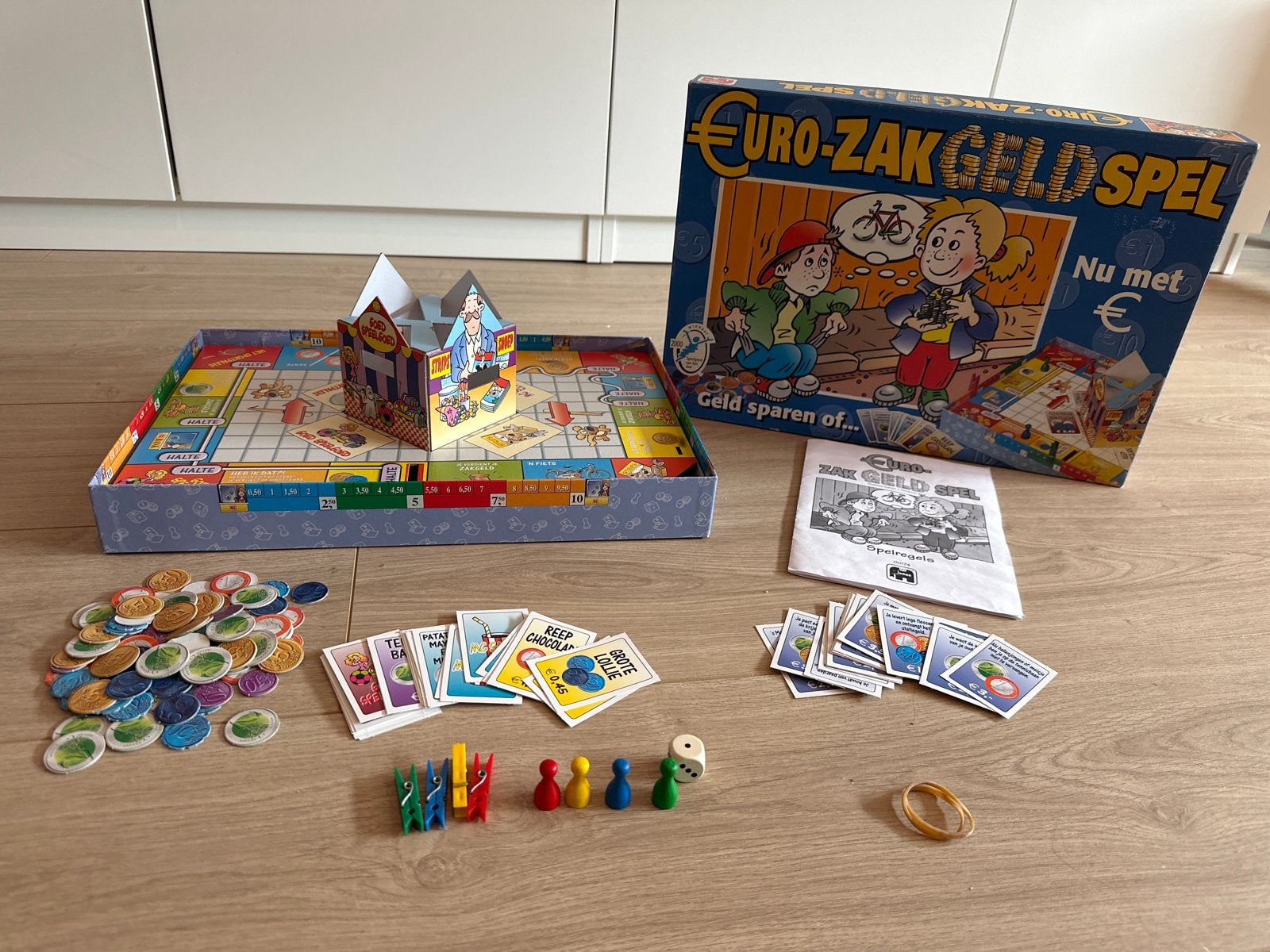 Euro-Zak Geld Spel - Leer Sparen met Plezier! Omgaan geld, Drie of vier spelers, Ophalen, Gebruikt