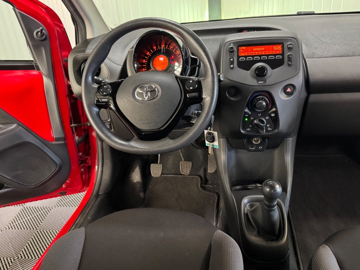 Toyota Aygo 1.0 VVT-i | X-Fun 5-Drs | Airco, Voorwielaandrijving, Gebruikt, Euro 6, 4 stoelen