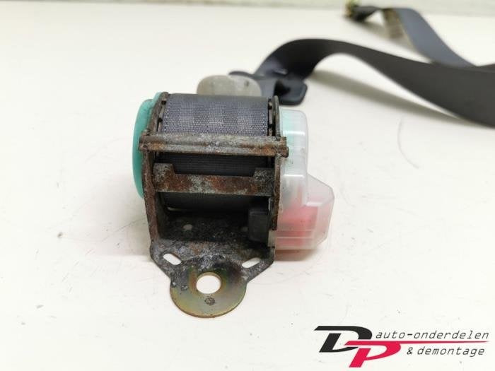 Veiligheidsgordel links-achter van een Daihatsu Sirion, Gebruikt, Daihatsu, -, -
