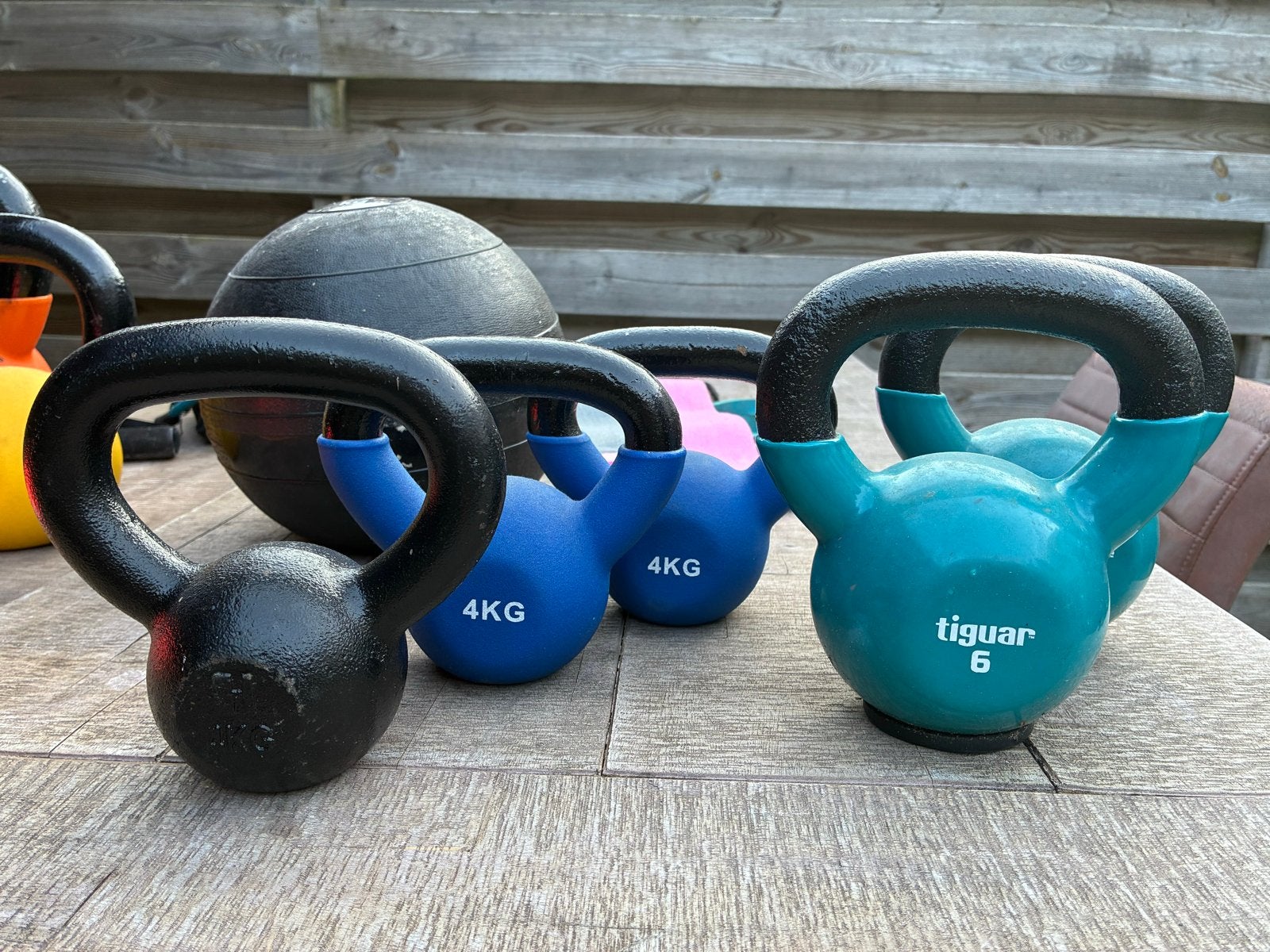 Diverse Kettlebells en Fitness Accessoires, Sport en Fitness, Fitnessmaterialen, Ophalen, Gebruikt, Armen, Kettlebell