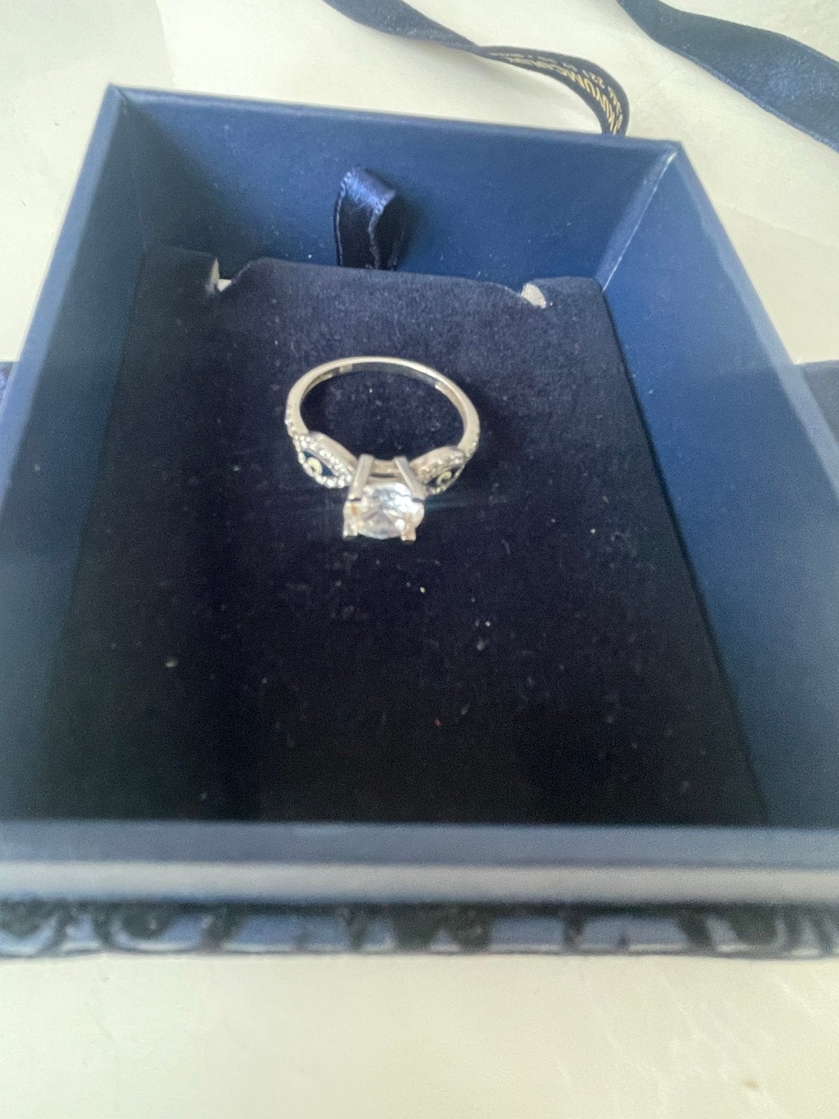 Zilveren Solitaire Ring met Steen, Gebruikt, Ophalen of Verzenden, Met edelsteen, Dame