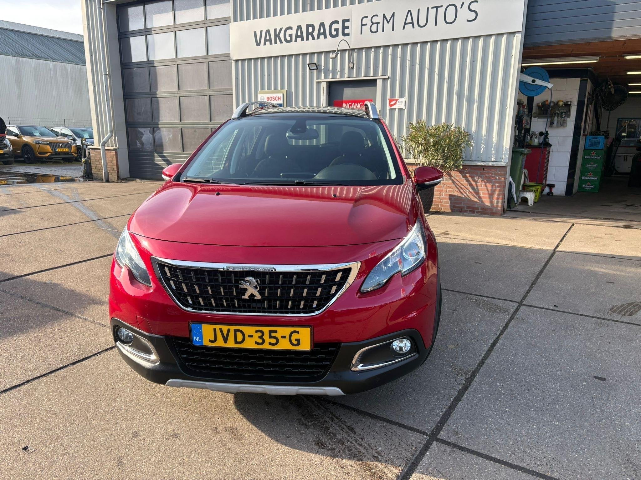 Peugeot 2008 1.2 PureTech Allure Automaat, Clima, cruise, pa, Auto's, Stof, Euro 6, 1199 cc, 1165 kg