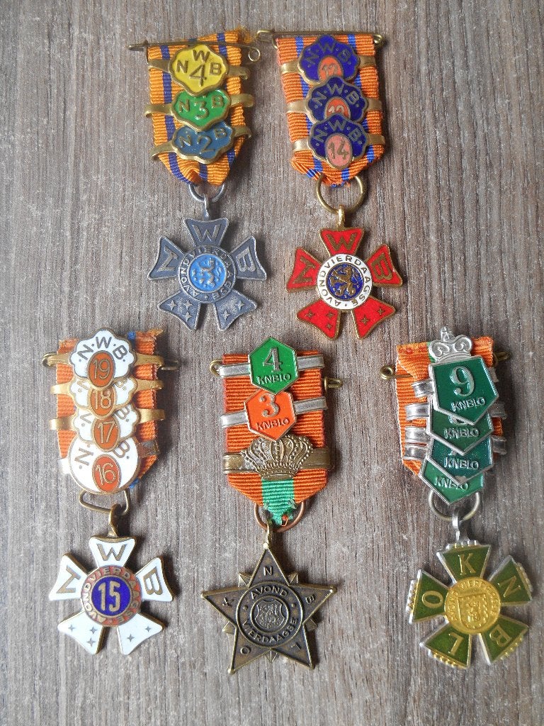 Avondvierdaagse medailles 5 euro per stuk avond vierdaagse, Ophalen of Verzenden, Overige materialen, Nederland