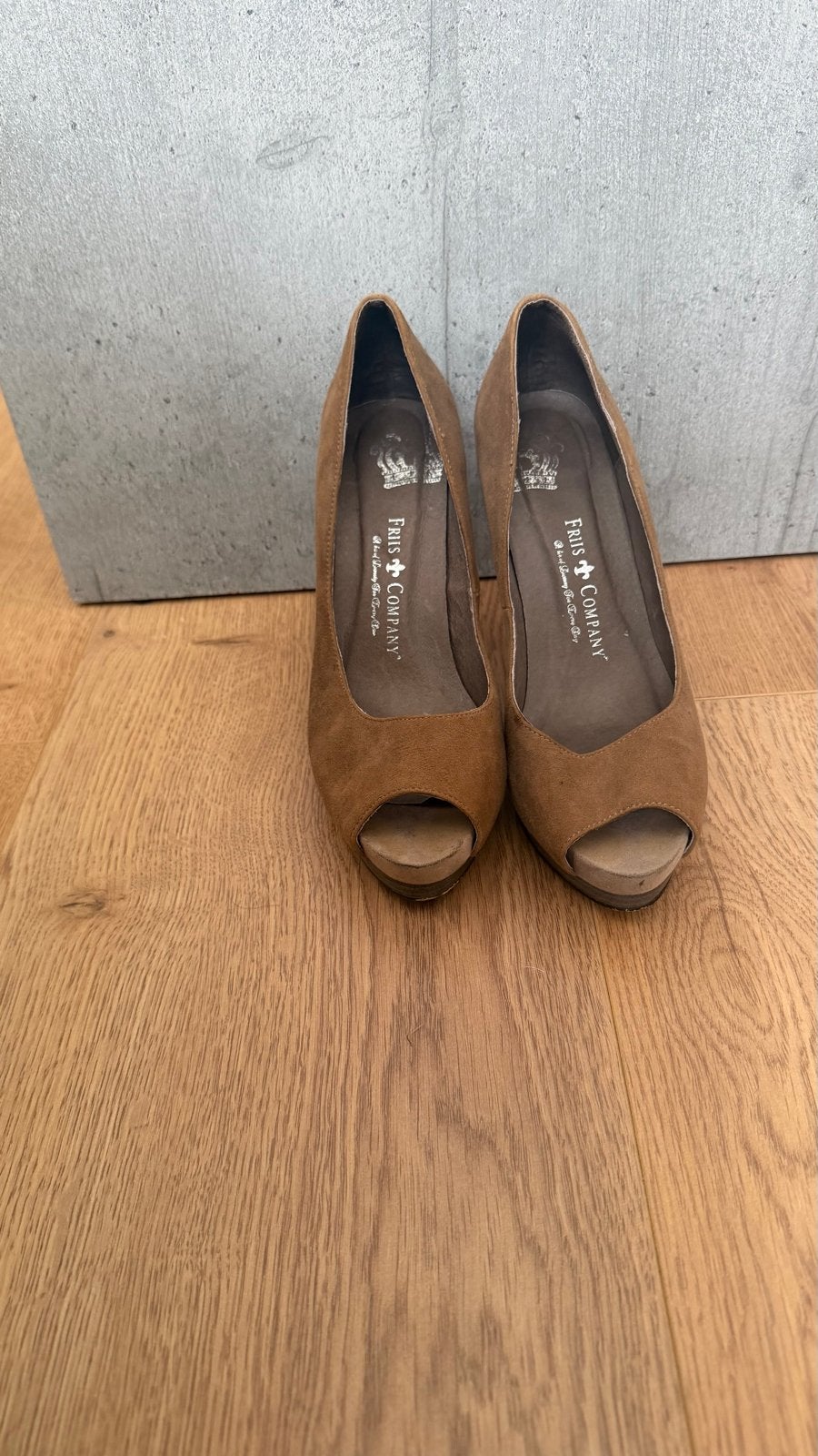 Friis & Company Peep-toe Pumps Suede maat 38, Verzenden, Gedragen, Grijs, Pumps