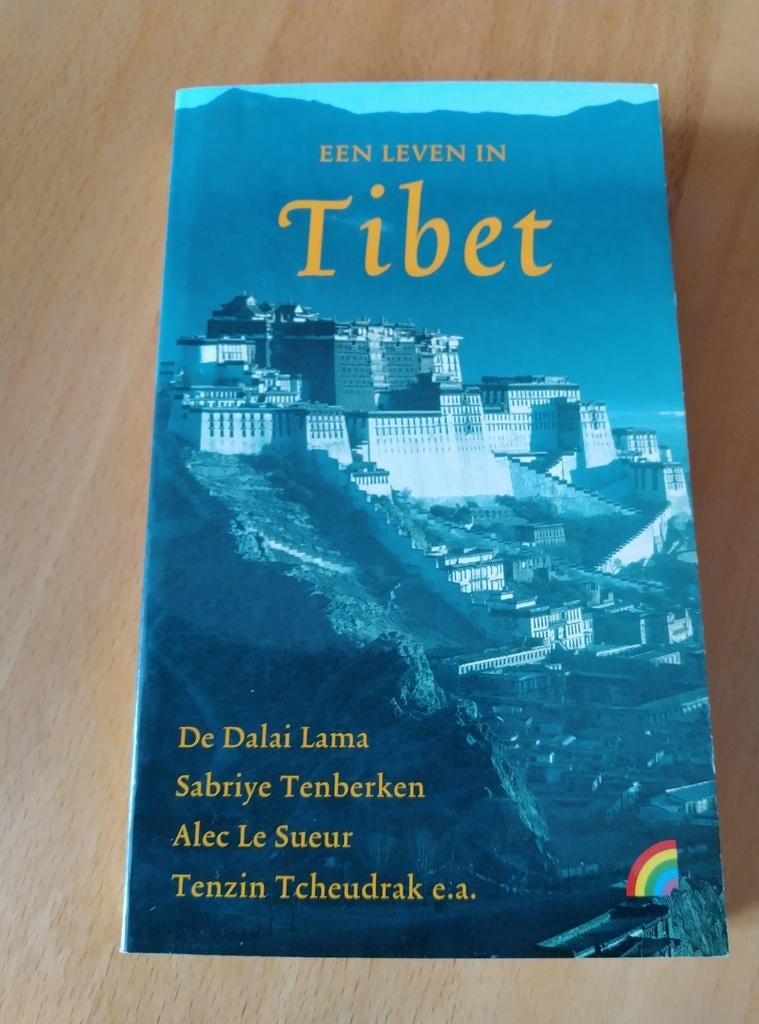Een Leven in Tibet, Gelezen, Achtergrond en Informatie, Spiritualiteit algemeen, De Dalai Lama, Sueur, Tenzin Tcheudrak e.a.