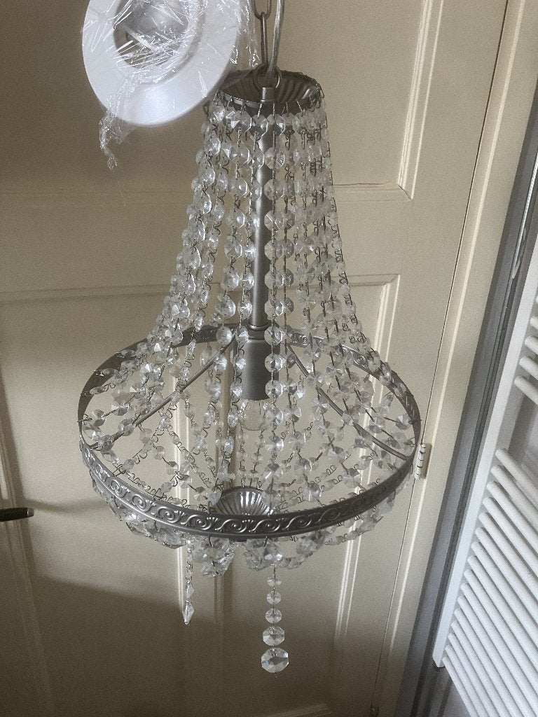 Mooie kristallen hanglamp met zilver belijning, Huis en Inrichting, Lampen | Hanglampen, Ophalen of Verzenden, Zo goed als nieuw