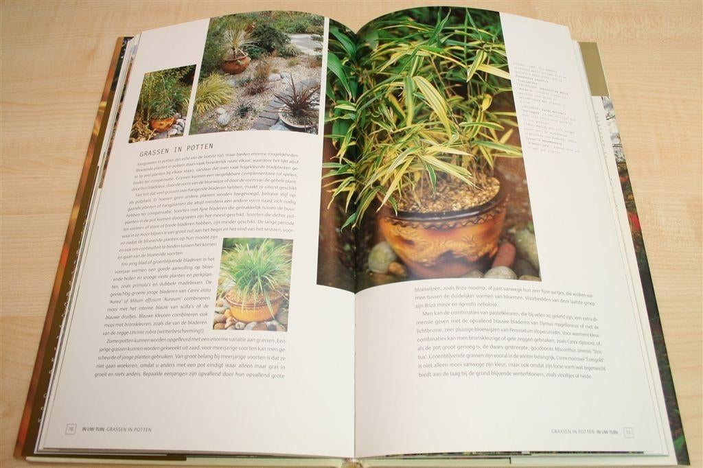 Grassen & Bamboes — Prachtboek voor Tuinontwerp & Inspiratie, Ophalen of Verzenden, Zo goed als nieuw, Interieur en Design