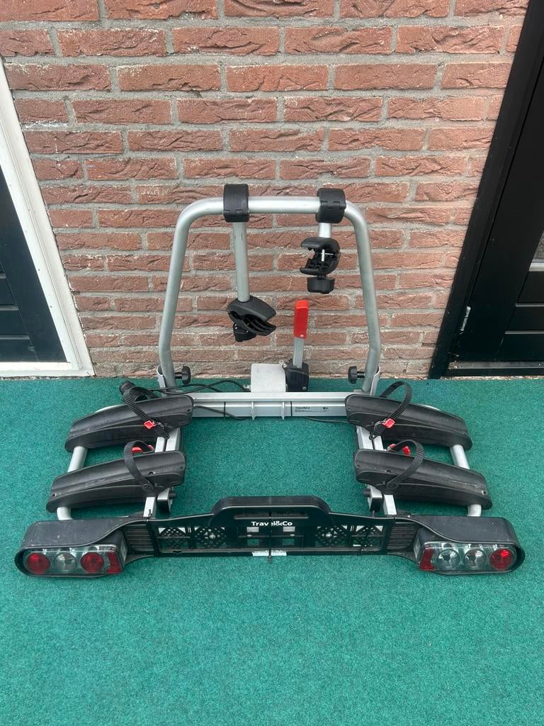Travel&Co, kantelbaar, geschikt voor elektrische fietsen., Auto diversen, Ophalen, Gebruikt, Elektrische fiets, 2 fietsen