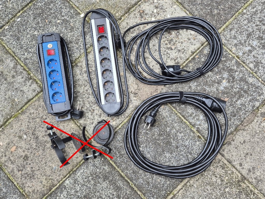 Contactdoos 2 keer en verlengkabel 2 keer, Ophalen of Verzenden, Gebruikt