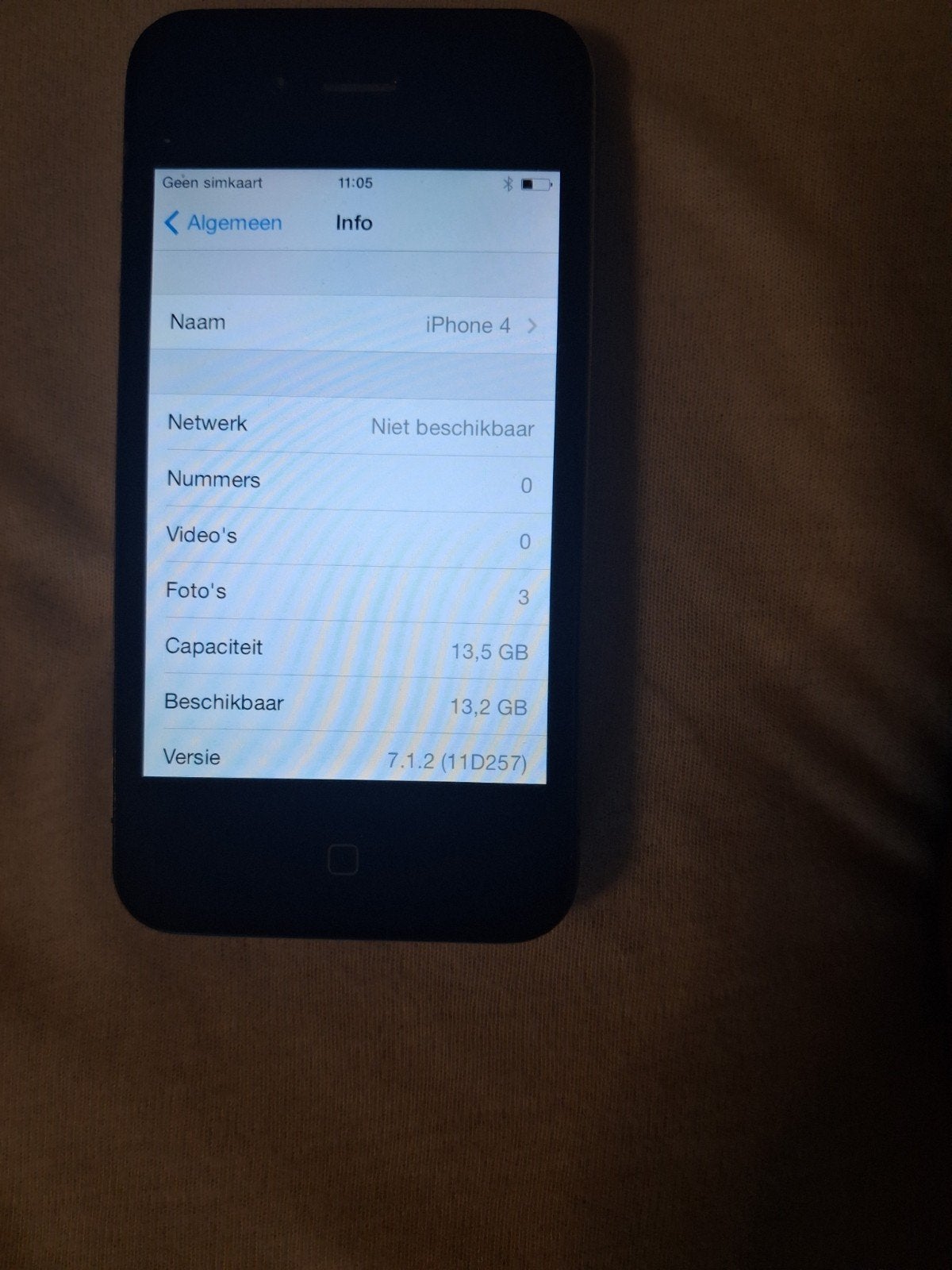 Goed werkende zwarte iPhone 4 - geen iCloud, Telecommunicatie, Mobiele telefoons | Apple iPhone, Gebruikt, 16 GB, Zwart, Ophalen of Verzenden
