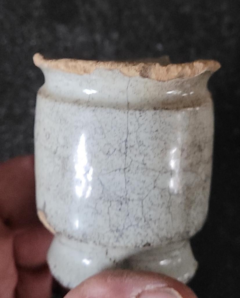 Delfts Witte Zalfpot / Albarello - 7 cm hoog, Antiek en Kunst, Ophalen of Verzenden