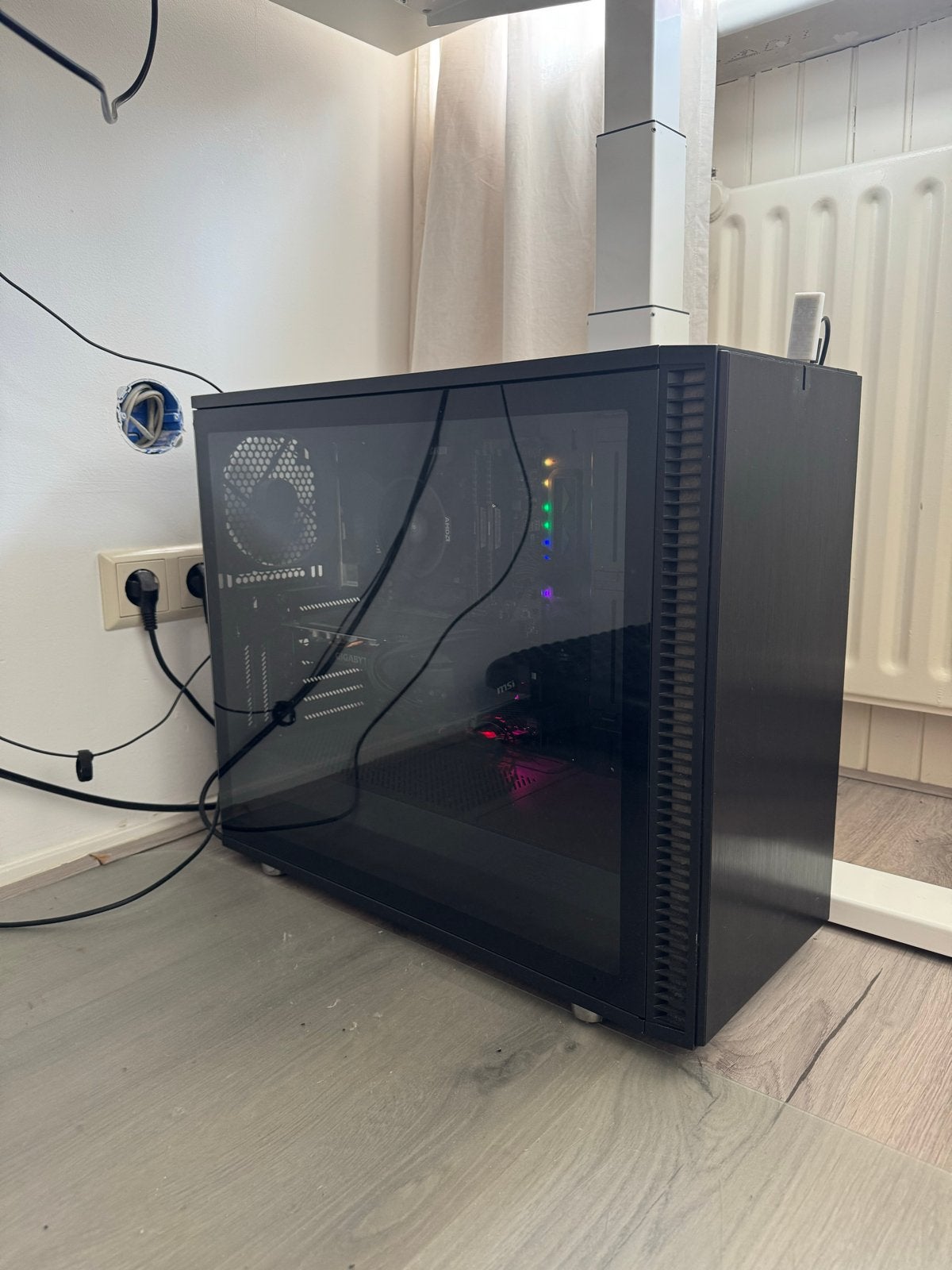 Custom Gaming PC - Goede Staat - AMD Ryzen 5, GTX 1660 SUPER, Ophalen, Gebruikt, Gaming, SSD