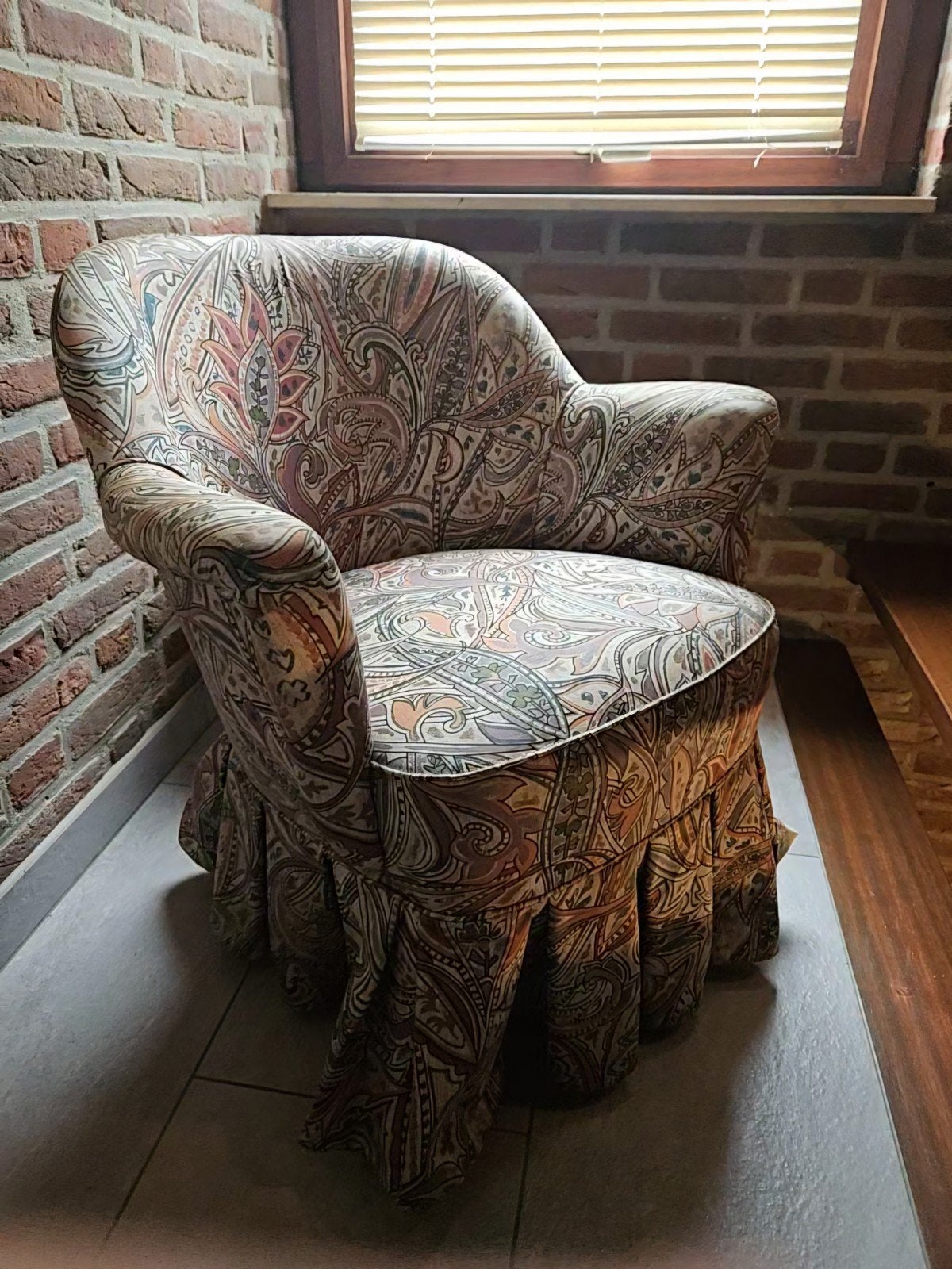 Boudoir / cocktail stoeltje, met rok.vintage, Ophalen, Minder dan 75 cm, Vintage cocktail stijl, Zo goed als nieuw