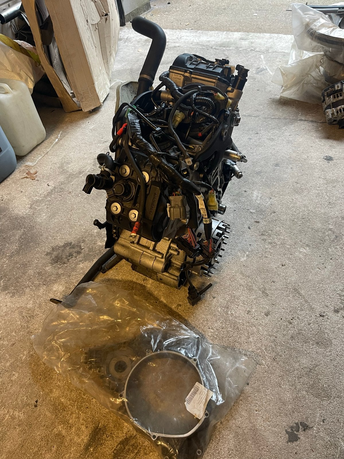 KTM 1050 Adventure Motorblok met schade (onderdelen), Ophalen, Gebruikt