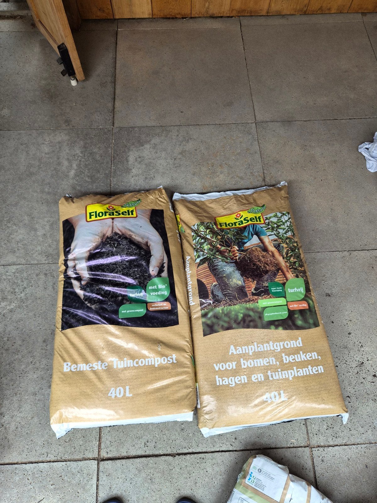 tuincompost en aanplantgrond, Ophalen