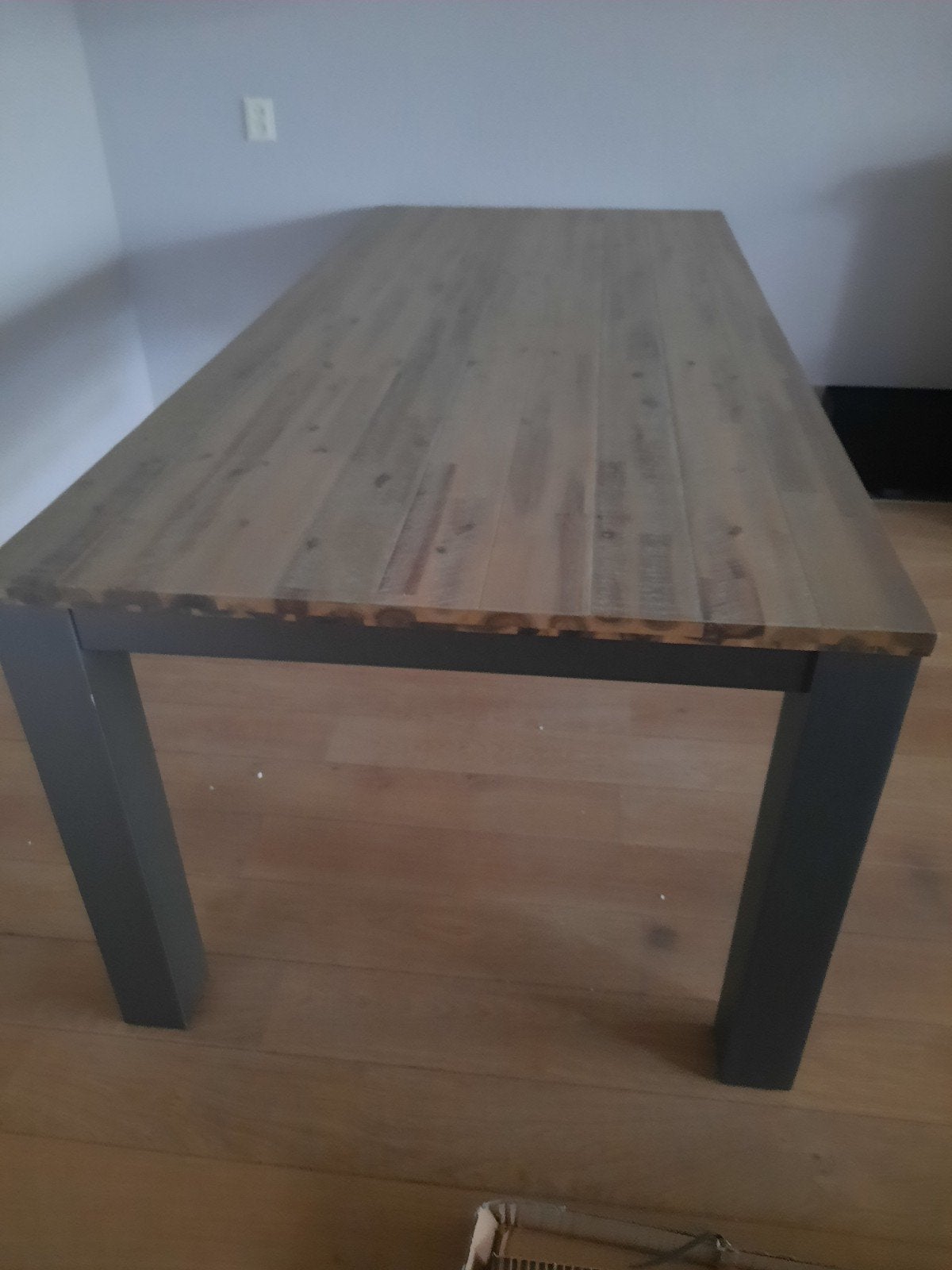 Te koop Eetkamertafel met lamulux blad., Ophalen, 200 cm of meer, 50 tot 100 cm, Zo goed als nieuw
