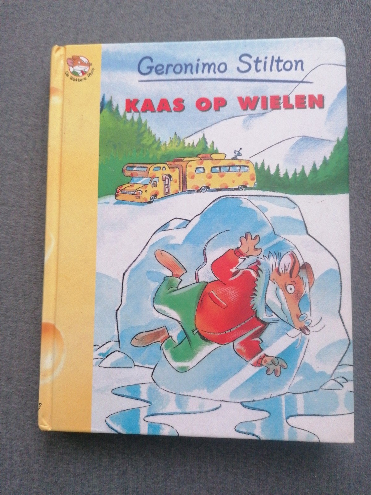 Geronimo Stilton: Kaas op Wielen - Avontuurlijk Kinderboek, Ophalen of Verzenden, Gelezen, Geronimo Stilton, Fictie algemeen