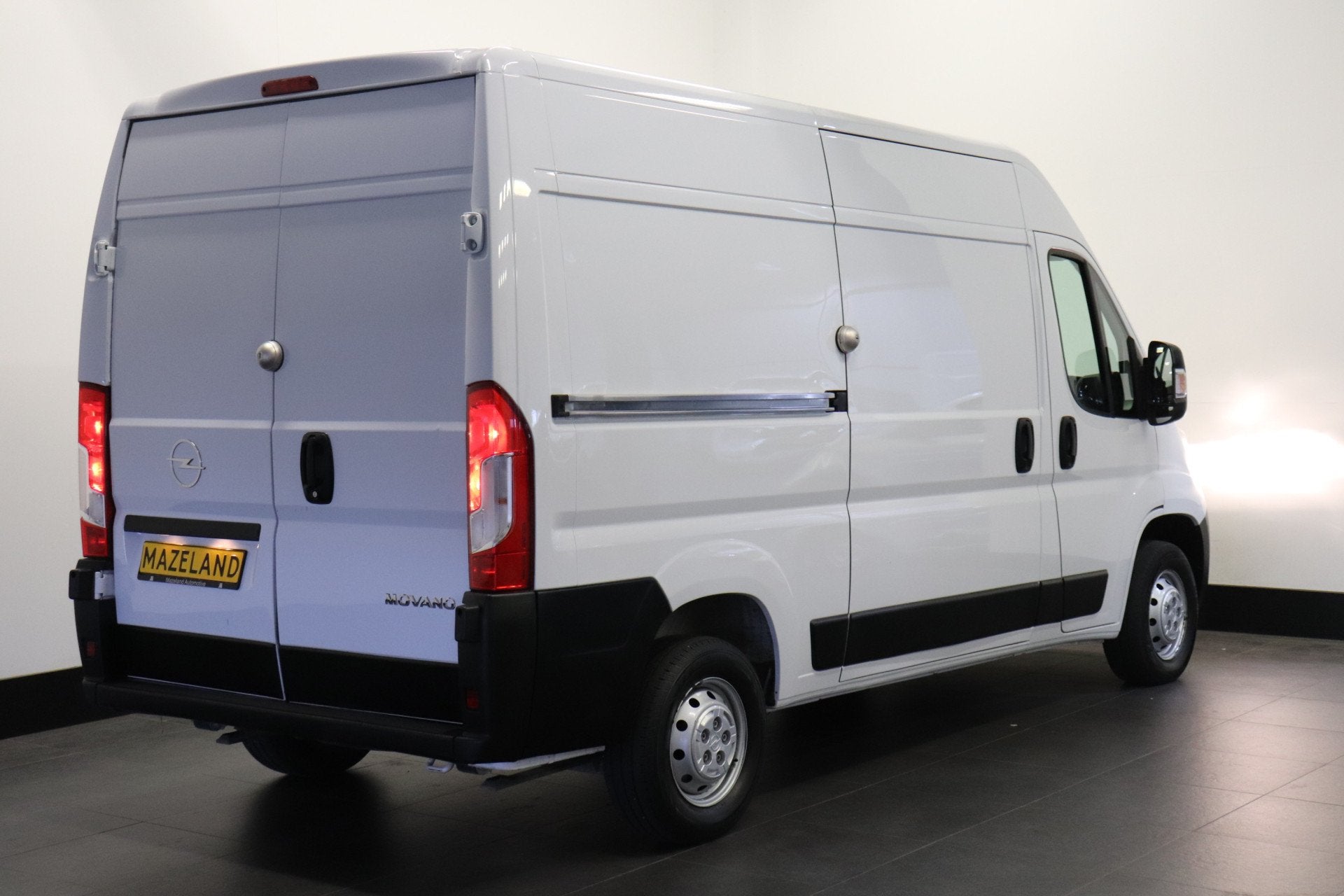 Opel Movano 2.2D L2H2 120PK EURO 6 - Airco - Cruise - € 18, Voorwielaandrijving, Stof, Gebruikt, 4 cilinders