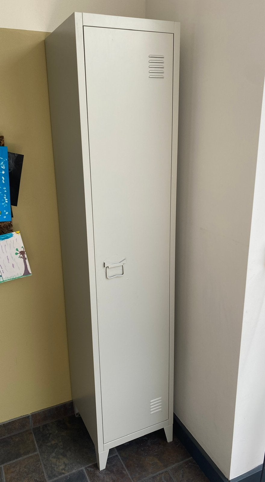 Lockerkast kwantum, Huis en Inrichting, Kasten | Lockerkasten, Zo goed als nieuw, Ophalen