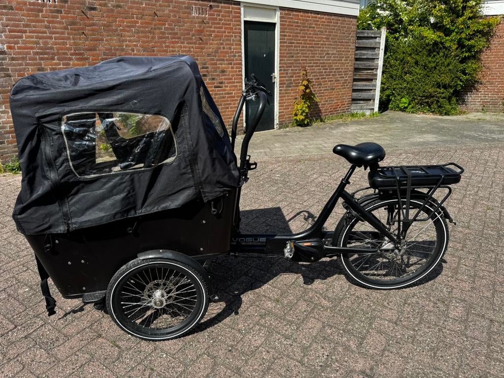 Vogue Carry 3 bakfiets met 2 accu’s, Ophalen, 4 kinderen of meer, Gebruikt, Huif