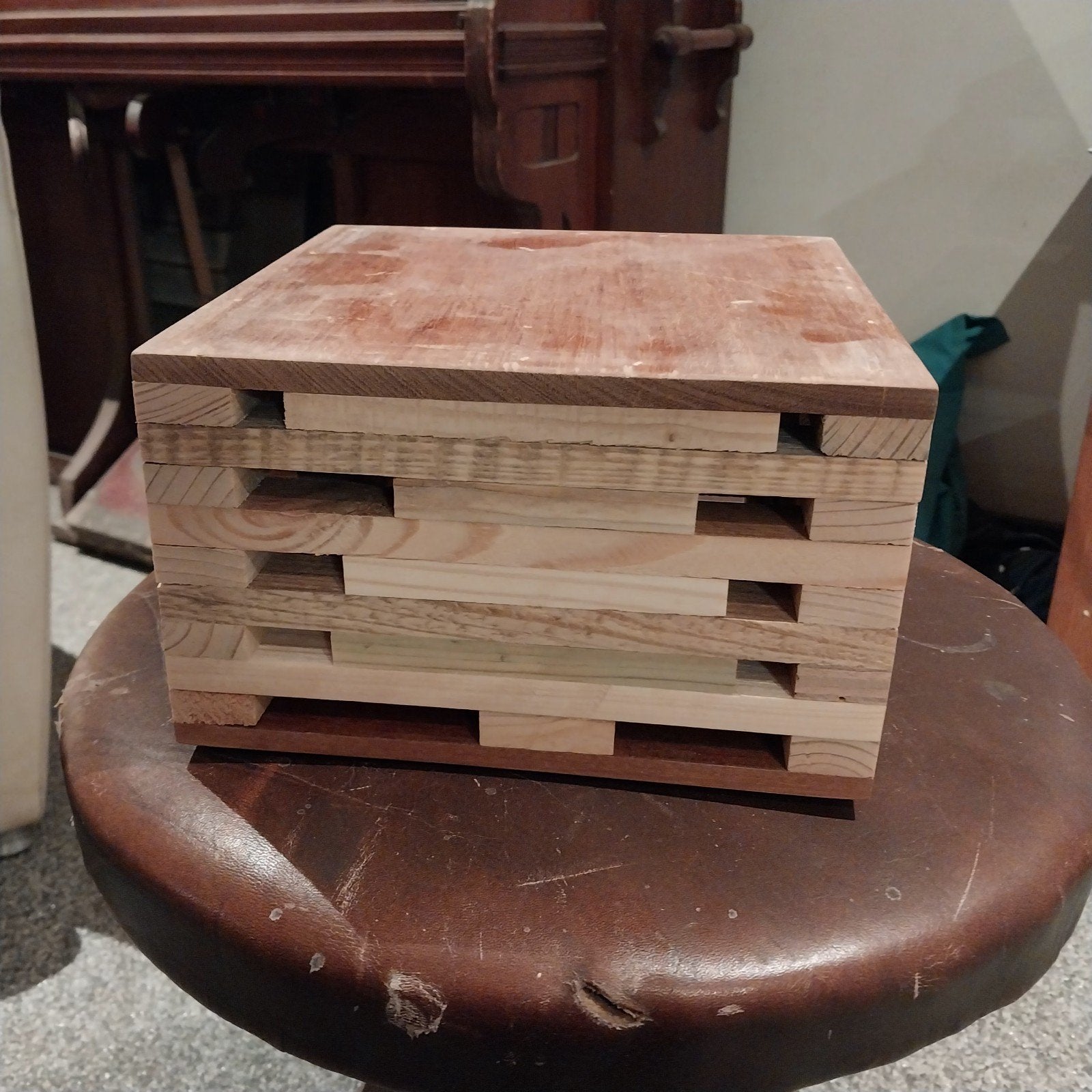 houten kubus, Ophalen