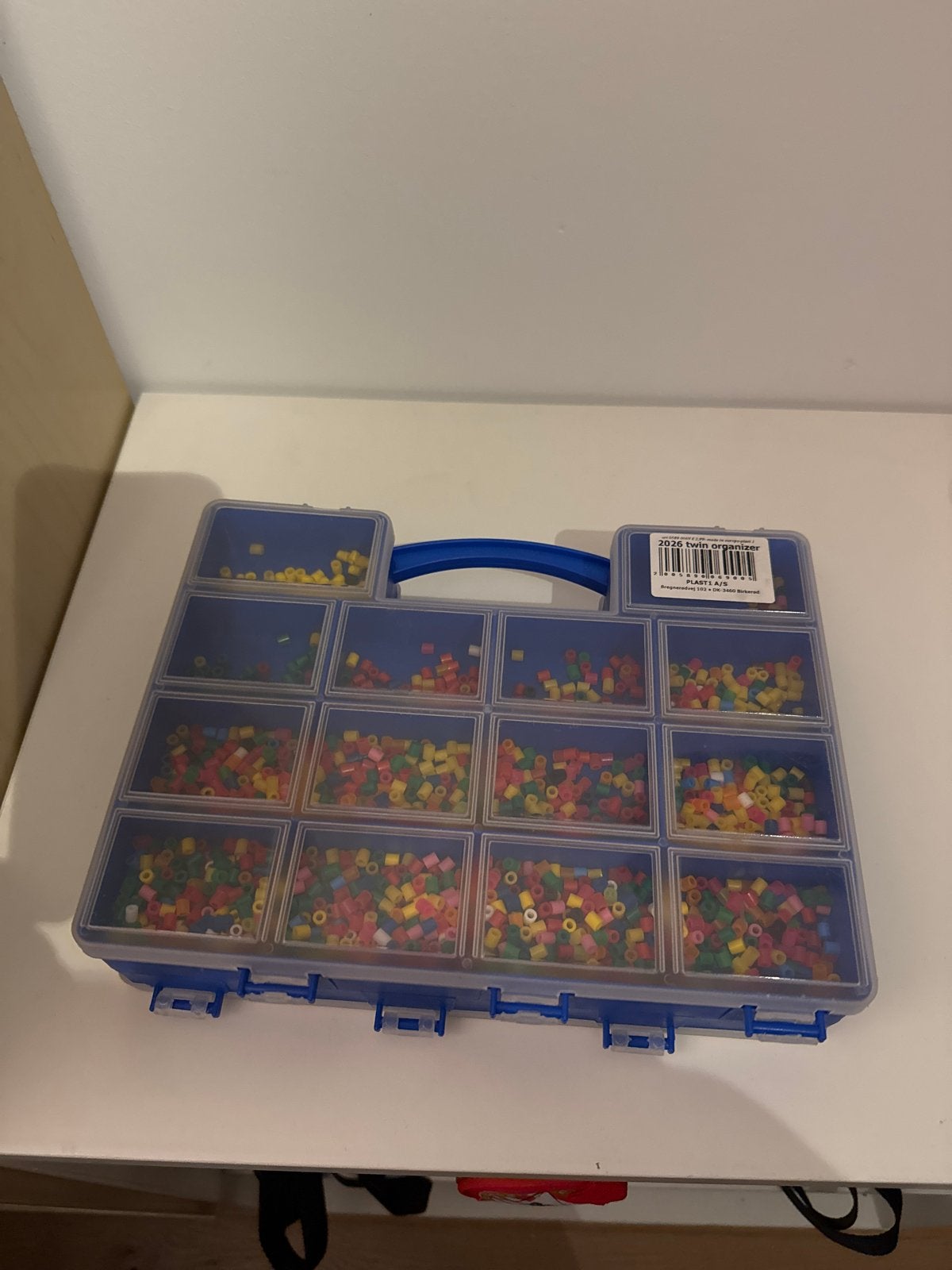 Hama strijkkralen in handige sorteerdoos, Hobby en Vrije tijd, Gebruikt, Overige thema's, Meerkleurig, Ophalen of Verzenden