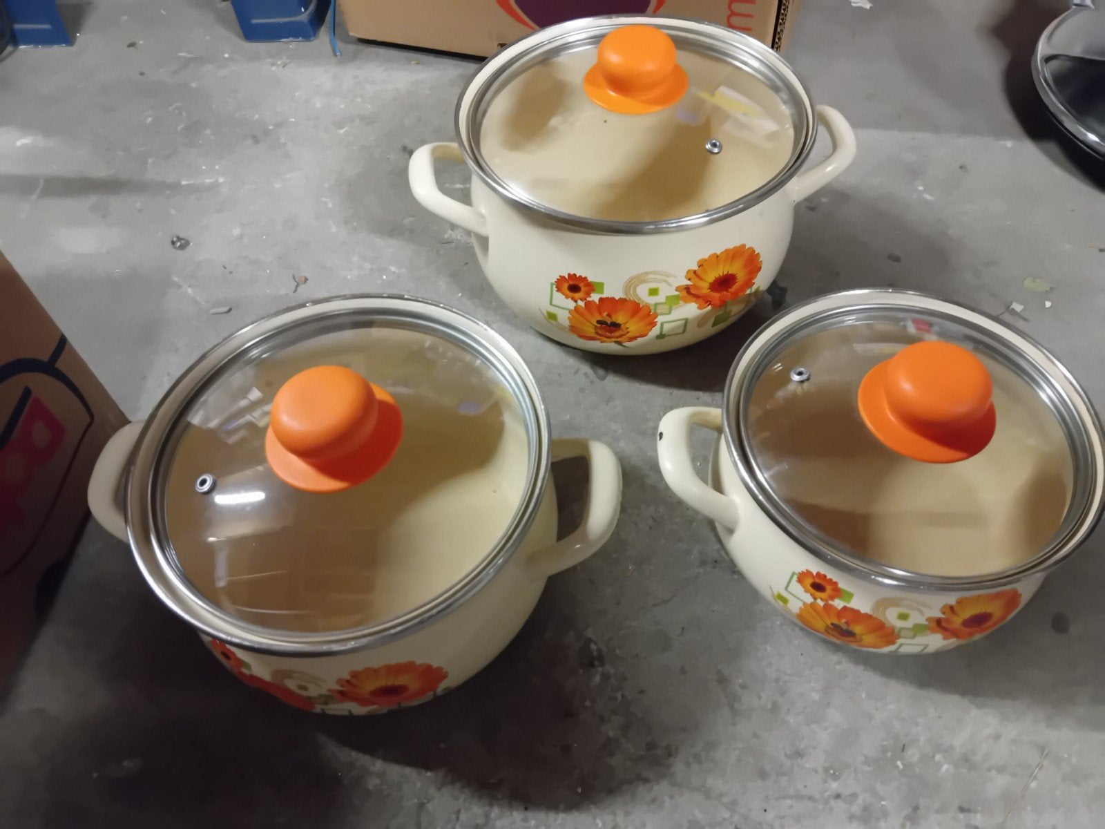 Emalia Olkusz Pannenset - 3 Kookpannen met Bloemmotief, Pannenset, Ophalen of Verzenden, Zo goed als nieuw, Met deksel