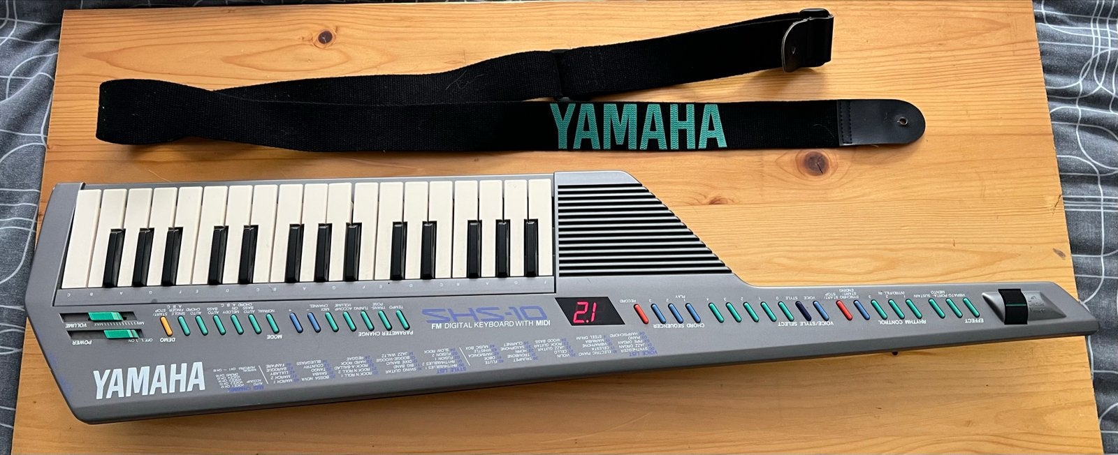 Yamaha SHS-10S Keytar - Vintage FM Digitale Keyboard, Muziek en Instrumenten, Keyboards, Gebruikt, Ophalen, 49 toetsen, Midi-aansluiting