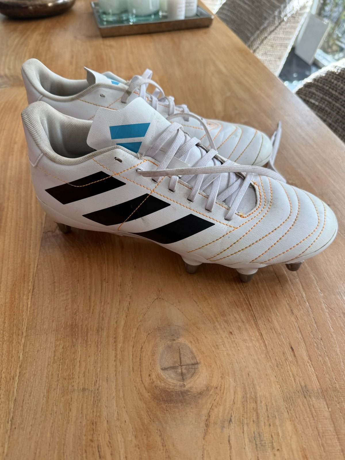 Adidas rugbyschoenen - Maat 42 1/2 - Slechts 1 keer gedragen, Sport en Fitness, Ophalen of Verzenden, Zo goed als nieuw, Schoenen