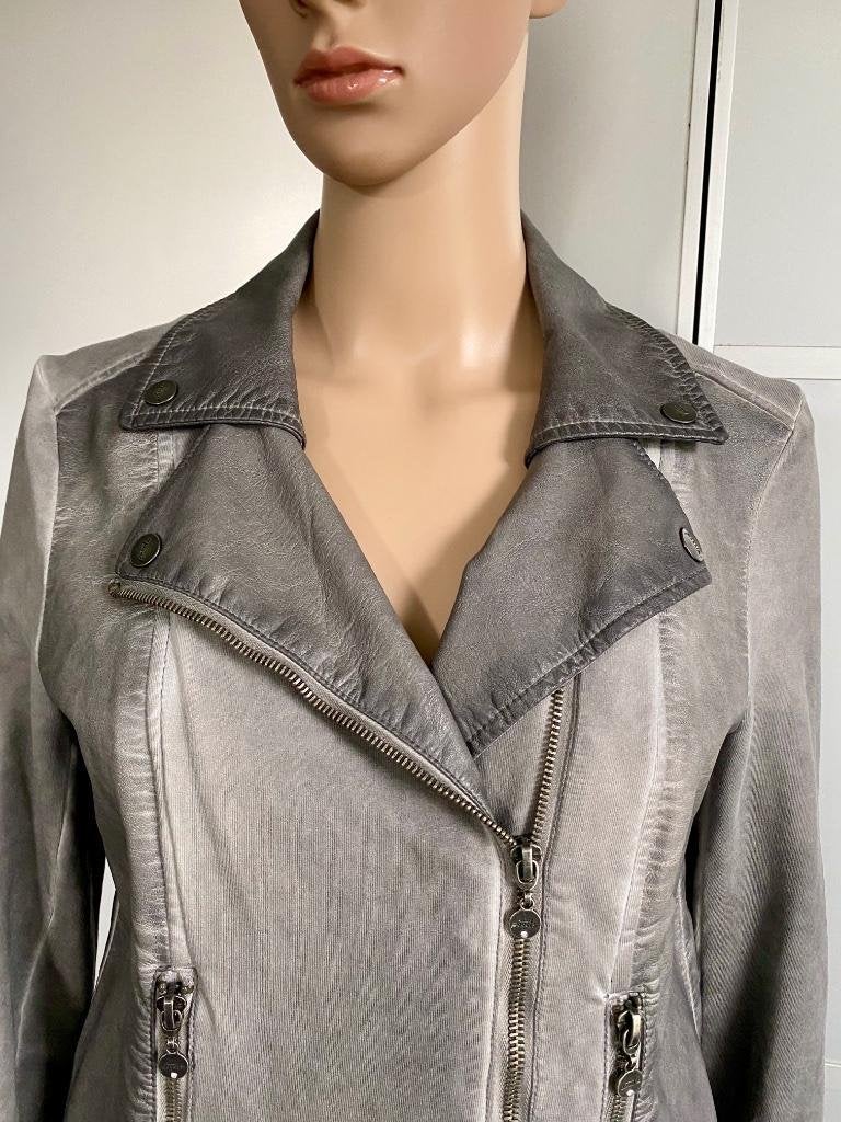 E795 Poools maat 38=M imitatie-leren jasje biker vest grijs, Maat 38/40 (M), Ophalen of Verzenden, Zo goed als nieuw, Jasje