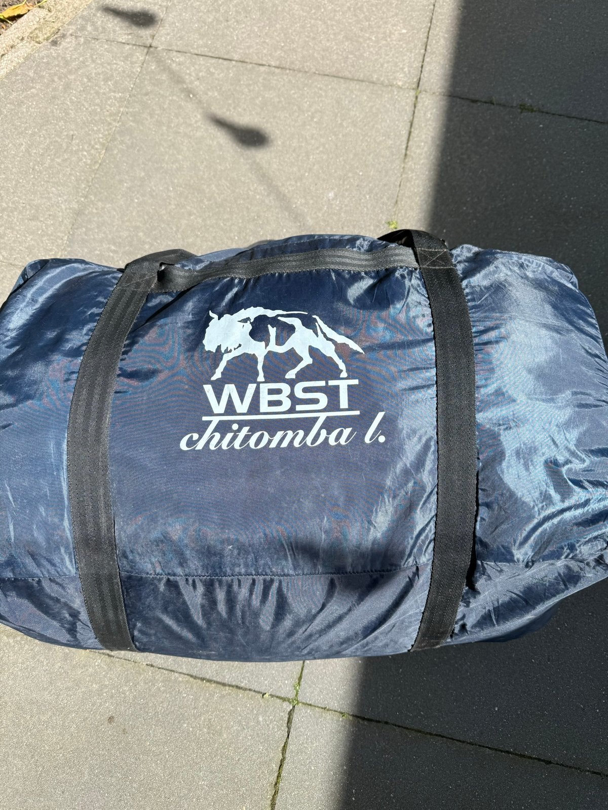 WBST Chitomba L tent - 1 stok moet vernieuwd worden, Caravans en Kamperen, Ophalen, Gebruikt