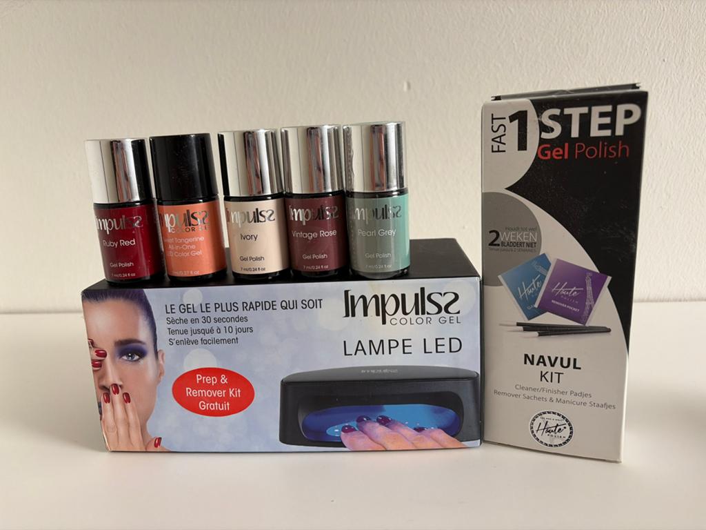 Impulsz Gel Nagellak Set met LED Lamp en Navul Kit, Ophalen of Verzenden, Zo goed als nieuw