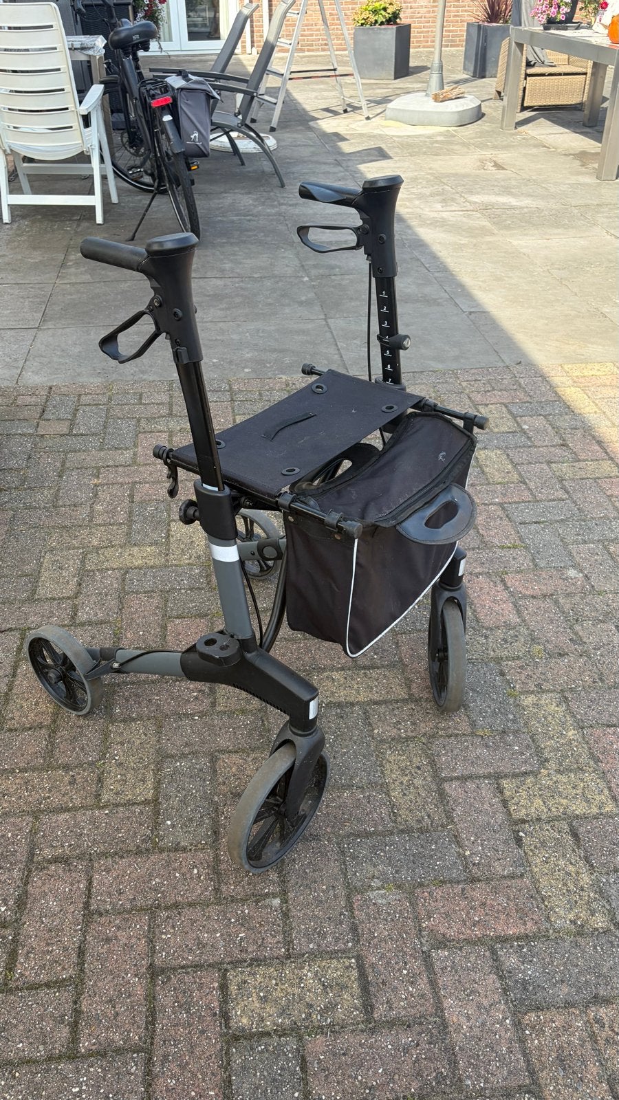 Rollator, Ophalen