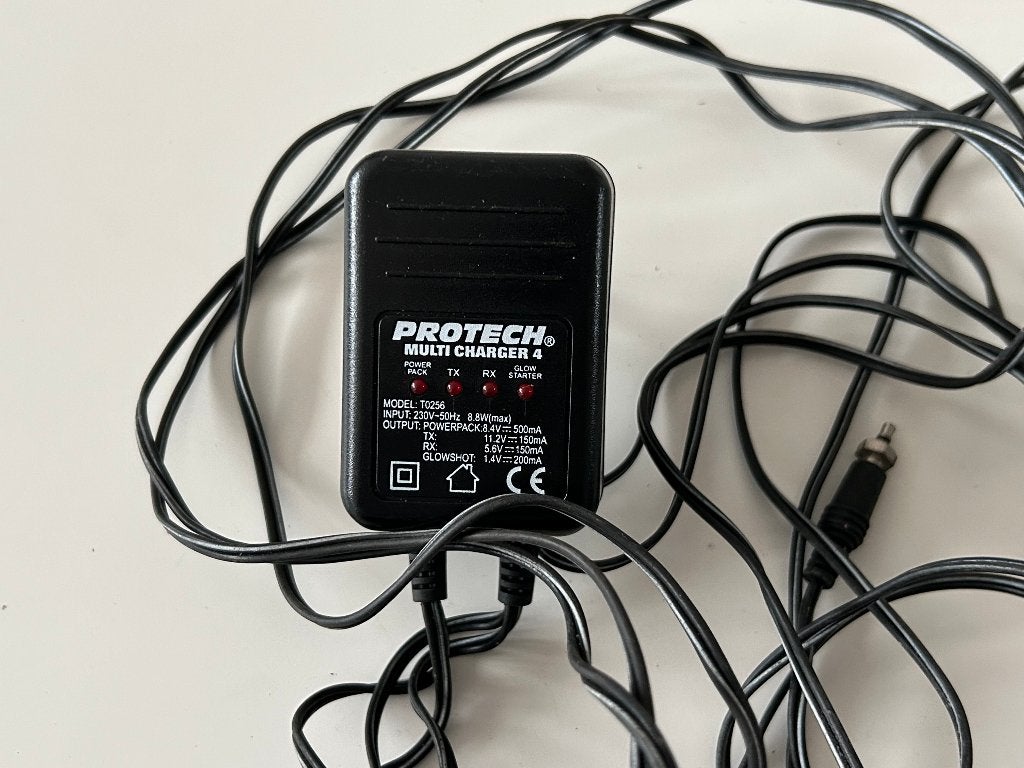 Protech muli charger 4 rc modelbouw, Ophalen of Verzenden, Gebruikt, Overige schalen, Onderdeel