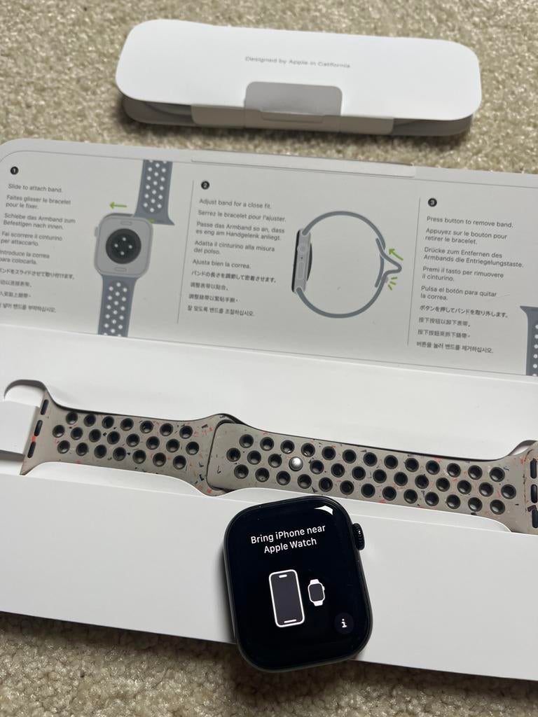 Apple Watch Series 10 42mm jet black Aluminium gps-Cellular, Sieraden, Tassen en Uiterlijk, Smartwatches, Afstand, Zwart, IOS