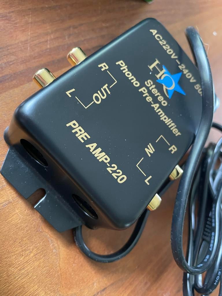 HQ Stereo Phono Voorversterker PRE AMP-220, Overige merken, Ophalen of Verzenden, Zo goed als nieuw, Minder dan 60 watt