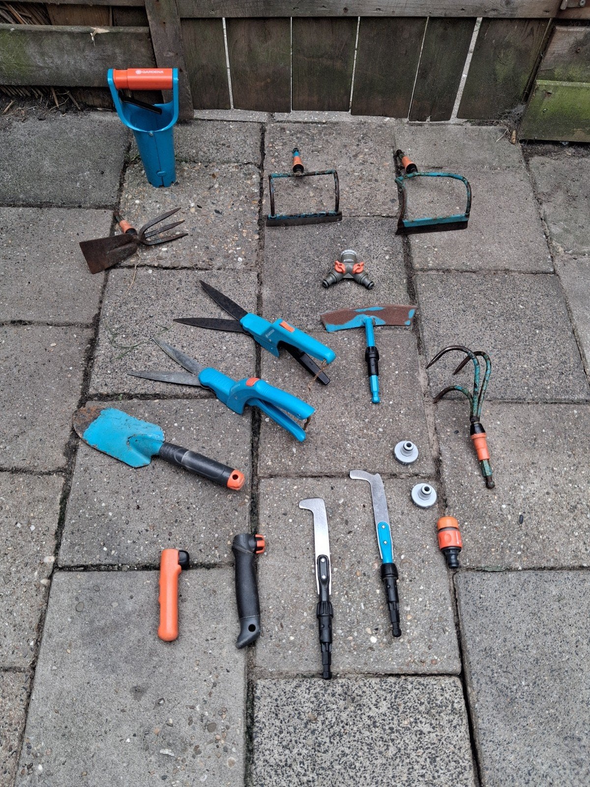 Gardena tuingereedschap, Ophalen, Gebruikt