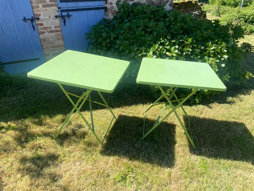 Twee Vintage Groen Metalen Klaptafels - Compact & Praktisch, Ophalen