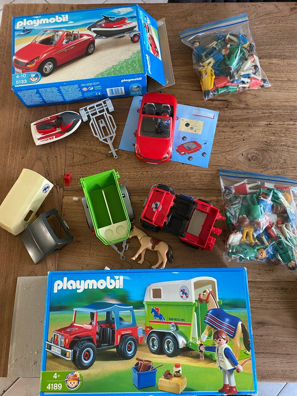 Grote Playmobil set met auto's, aanhanger en figuren, Ophalen of Verzenden, Gebruikt, Jongen of Meisje