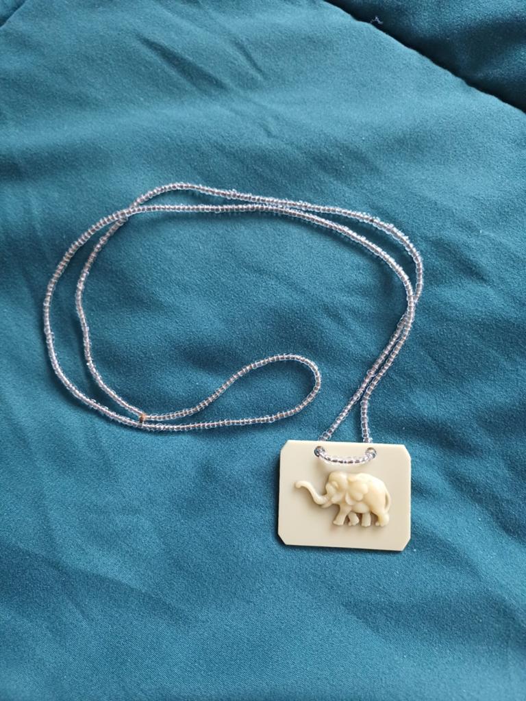 Vintage hanger met olifant van celluloid., Ophalen of Verzenden, Overige materialen, Hanger