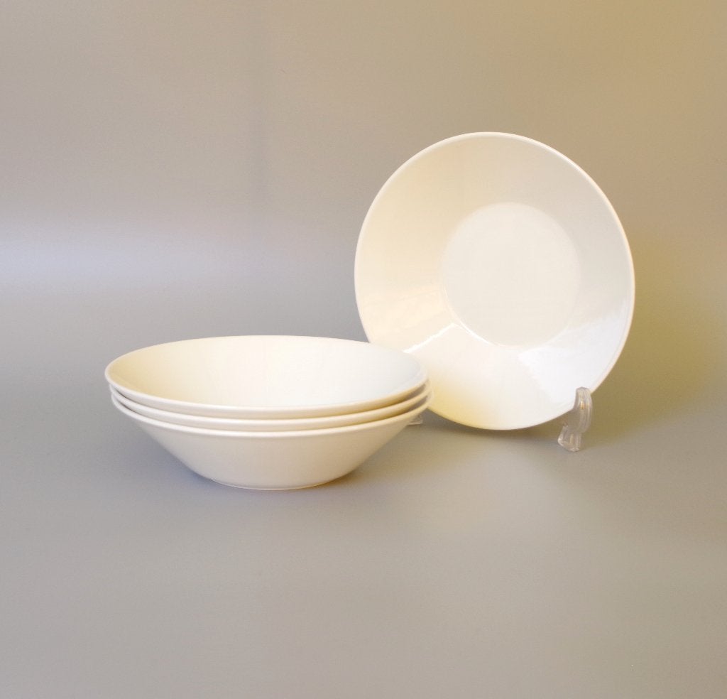 Iittala Teema - Kaj Franck- 4 diepe soep/pasta borden, Huis en Inrichting, Overige merken, Ophalen of Verzenden, Zo goed als nieuw