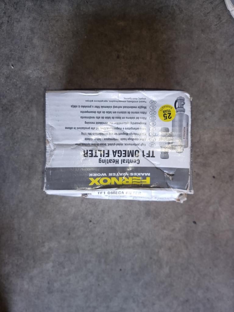 Fernox TF1 Omega Filter 22mm - Nieuw in doos, Doe-het-zelf en Verbouw, Verwarming en Radiatoren, Ophalen of Verzenden